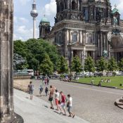 Berlin Berliner Dom aus dem Alten Museum