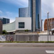 Milano verso Piazza Gae Aulenti